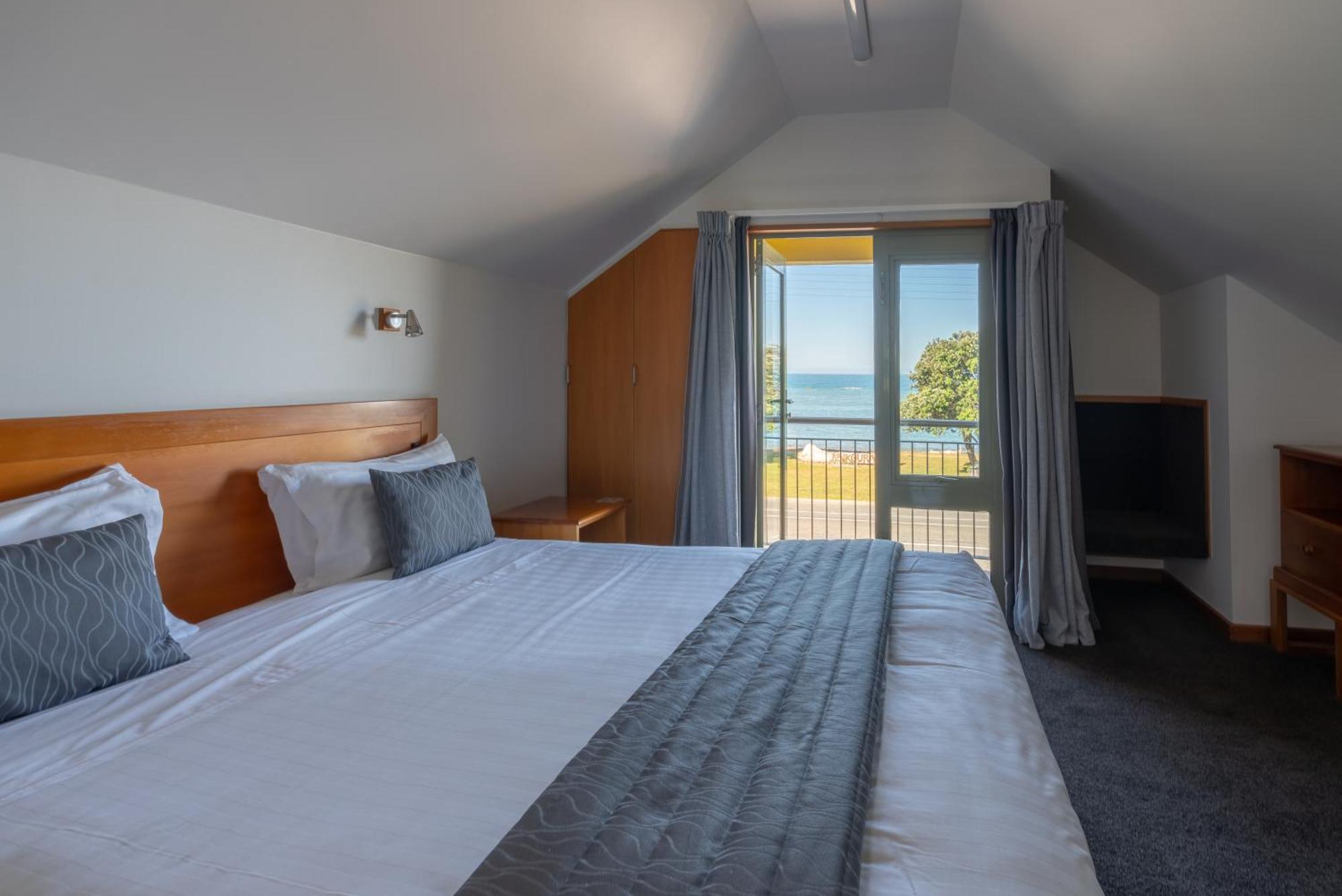 The Anchor Inn Beachfront Motel Kaikoura Dış mekan fotoğraf