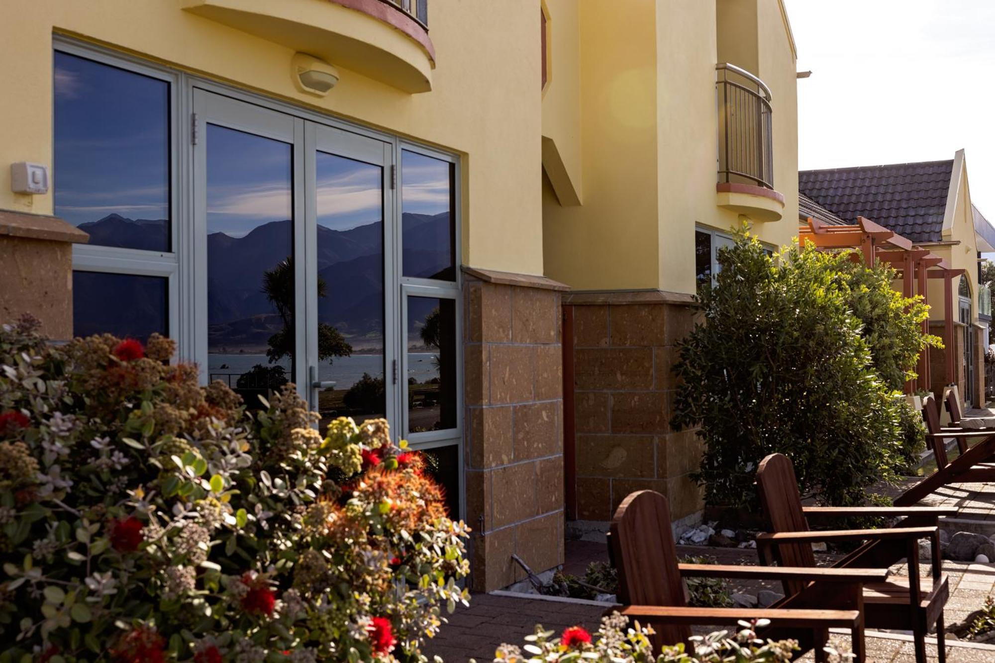 The Anchor Inn Beachfront Motel Kaikoura Dış mekan fotoğraf