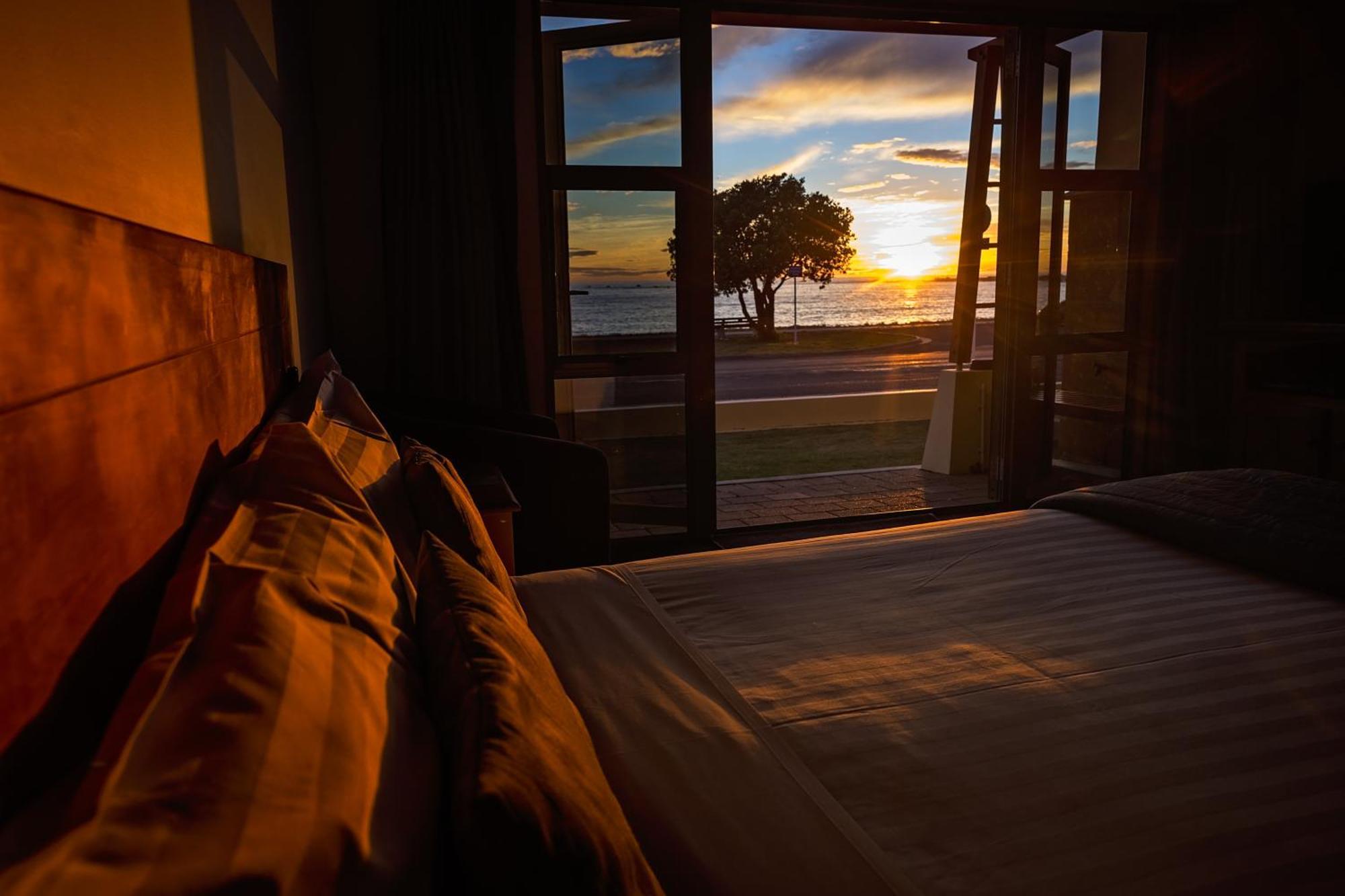 The Anchor Inn Beachfront Motel Kaikoura Dış mekan fotoğraf