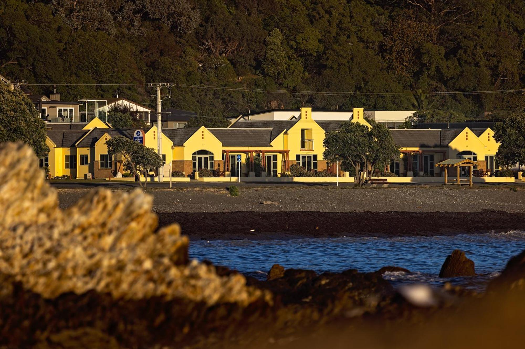 The Anchor Inn Beachfront Motel Kaikoura Dış mekan fotoğraf